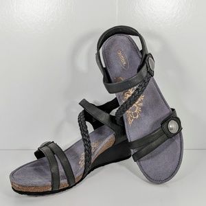 Aetrex Black Leather Sandals US 9 - 9.5M EUR 40